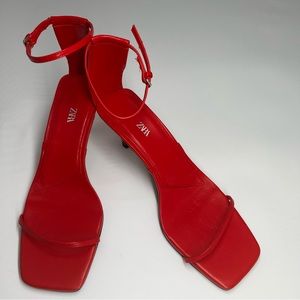 Zara Minimalist Kitten Heels Strappy Red Leather Sandals Size 38 Buckle Closure